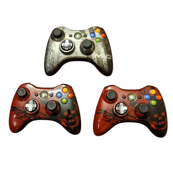 Xbox 360 Gears of War Bundle Console + 3 Controllers + 30 Games - Picture 5 of 9